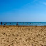 Recharge In Our Relaxing Flat - Beahost דירה ביביונה