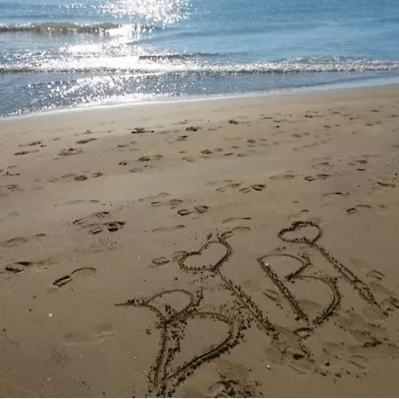 Recharge In Our Relaxing Flat - Beahost דירה *