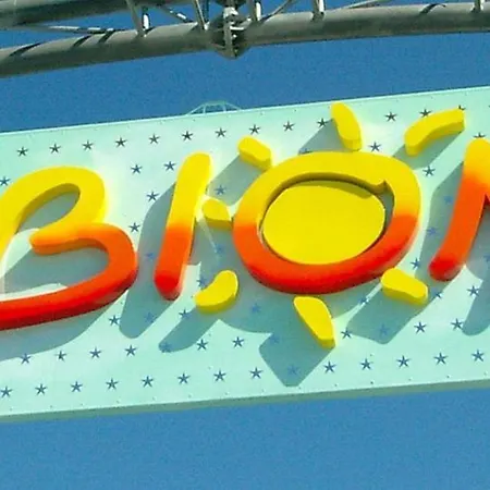 Recharge In Our Relaxing Flat - Beahost