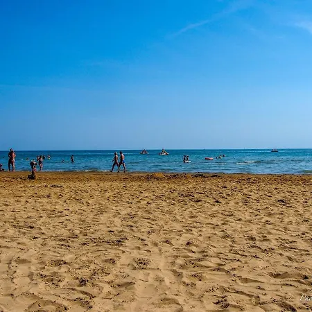 Recharge In Our Relaxing Flat - Beahost Апартаменти Бібіоне