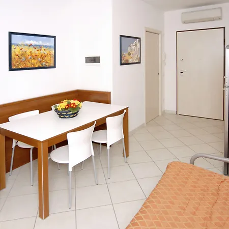 Recharge In Our Relaxing Flat - Beahost Lejlighed Bibione